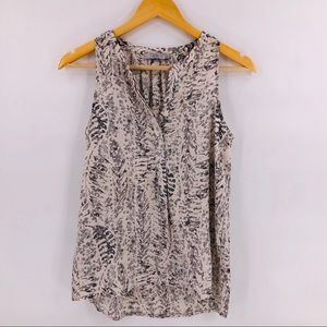 Dalia Leaves Print Sleeveless V-Neck Blouse